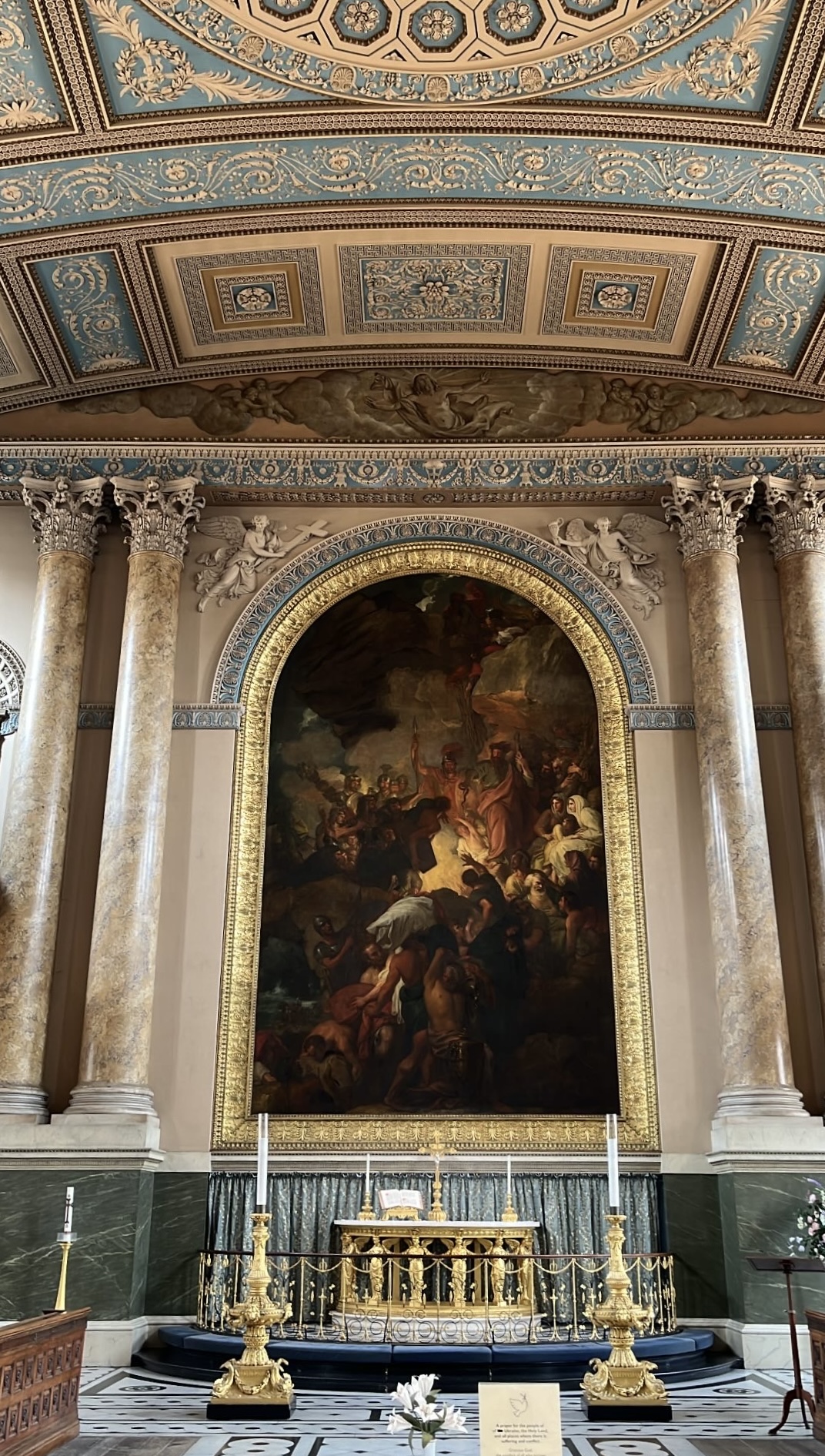 Main wall of the Chapel of St. Peter and St. Paul, featuring intricate Neoclassical details, ornate carvings, and decorative elements that highlight its architectural grandeur.