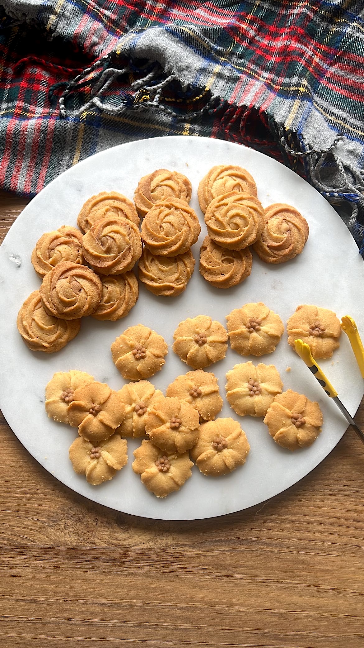 Butter Cookie piped in flower shape, linking to Flower Cookie recipe